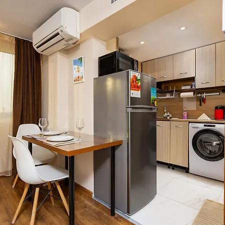 Convenient With Great View Over By Flat Mаnager Апартамент *